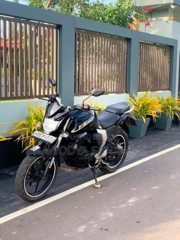 Yamaha FZ 2015 Motorbike (Used)