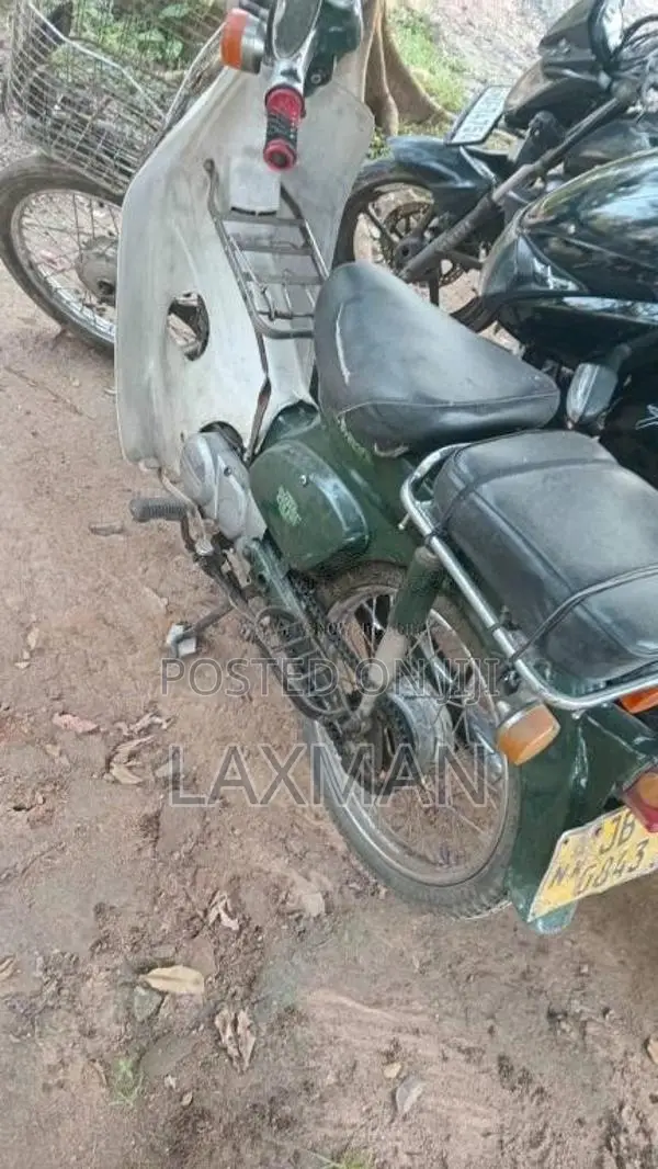 Bajaj Super Cub 2006 Motorbike (Used)