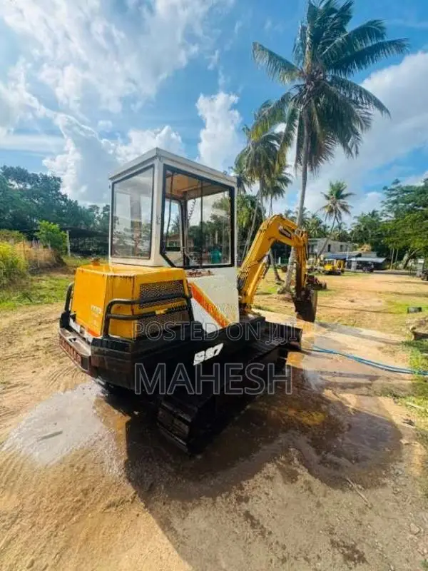 Yanmar B27 Excavator 2016 Heavy-Duty (Used)