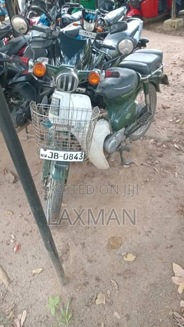Bajaj Super Cub 2006 Motorbike (Used)