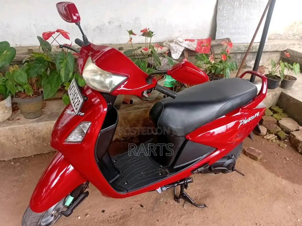 Hero Pleasure 2012 Motorbike (Used)