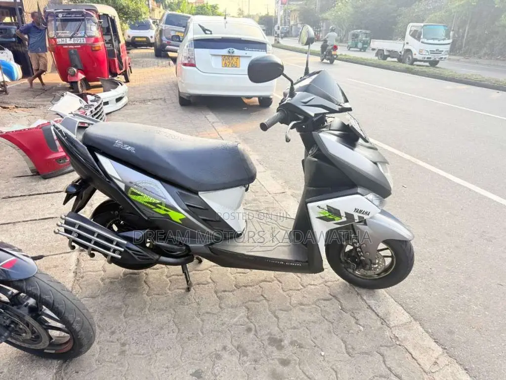 Yamaha Ray ZR 2017 Motorbike (Used)