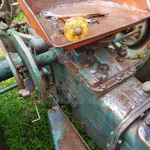 Massey-Ferguson Imt 533 1990 Tractor (Used)