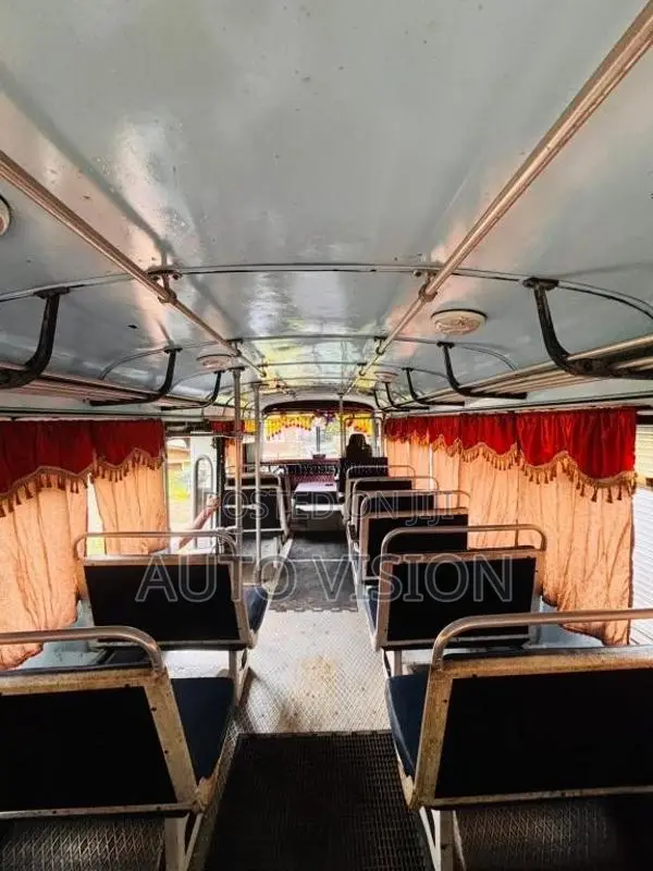 Tata 909 1991 Bus (Used)