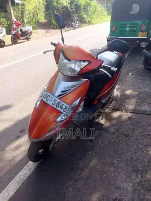 TVS Scooty Streak 2012 Motorbike (Used)