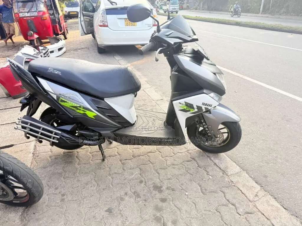 Yamaha Ray ZR 2017 Motorbike (Used)