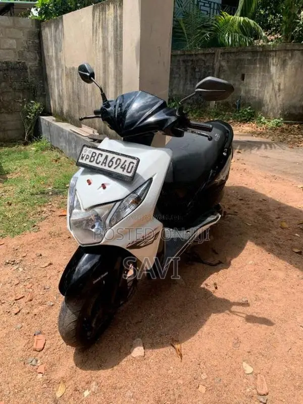 Honda Dio 2015 Motorbike (Used)