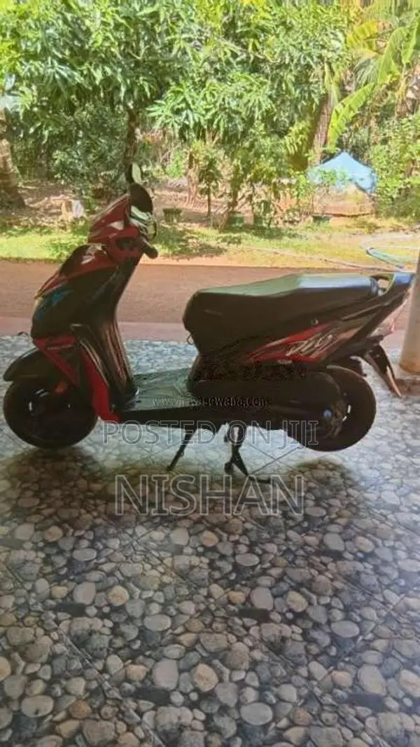 Honda Dio 2018 Motorbike (Used)