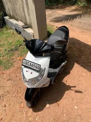 Honda Dio 2015 Motorbike (Used)