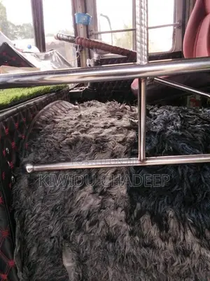 Ashok-Leyland Annamale 2006 Bus (Used)