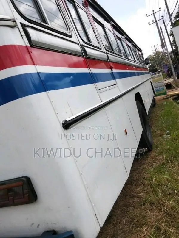 Ashok-Leyland Annamale 2006 Bus (Used)