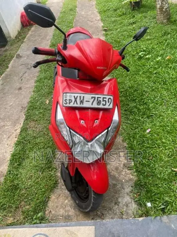 Honda Dio 2012 Motorbike (Used)