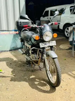 Bajaj Boxer 2003 Motorbike (Used)