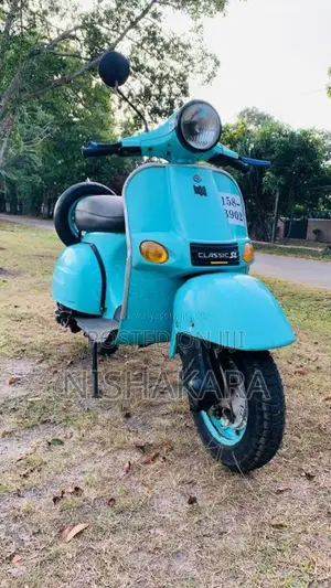 Bajaj Chetak 1999 Motorbike (Used)