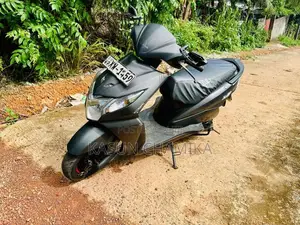 Honda Dio 2012 Motorbike (Used)