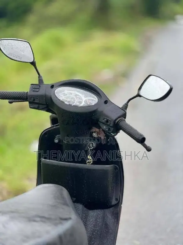 Hero-Honda Pleasure 2011 Motorbike (Used)