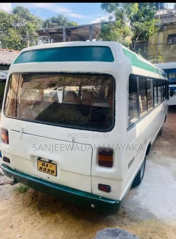 Isuzu Journey 1994 Bus (Used)