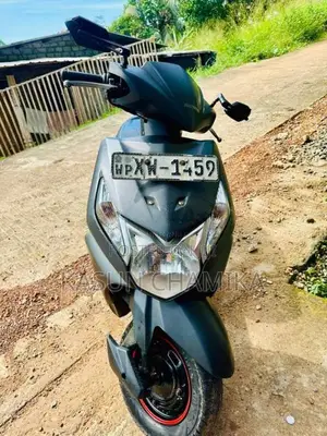 Honda Dio 2012 Motorbike (Used)