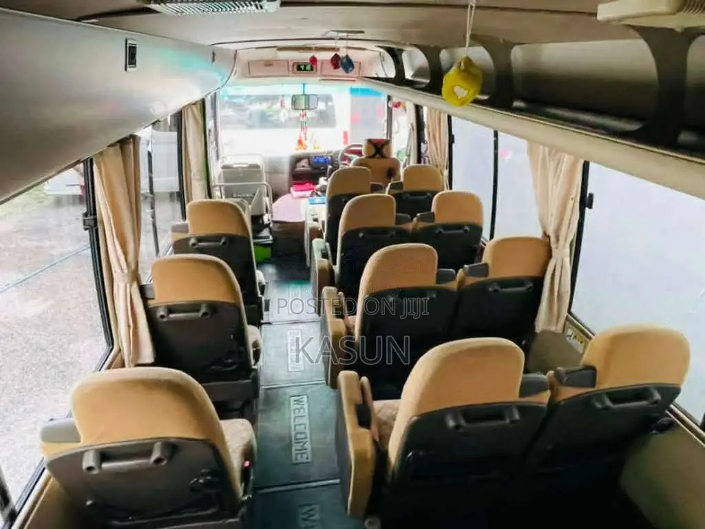 Mitsubishi Rosa Fuso 2012 Bus (Used)