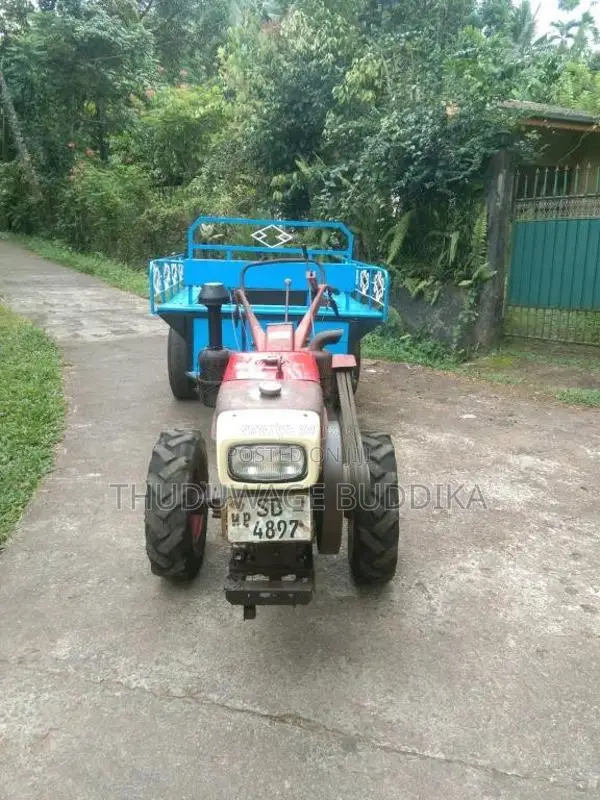 Other Gn12 2010 Tractor (Used)