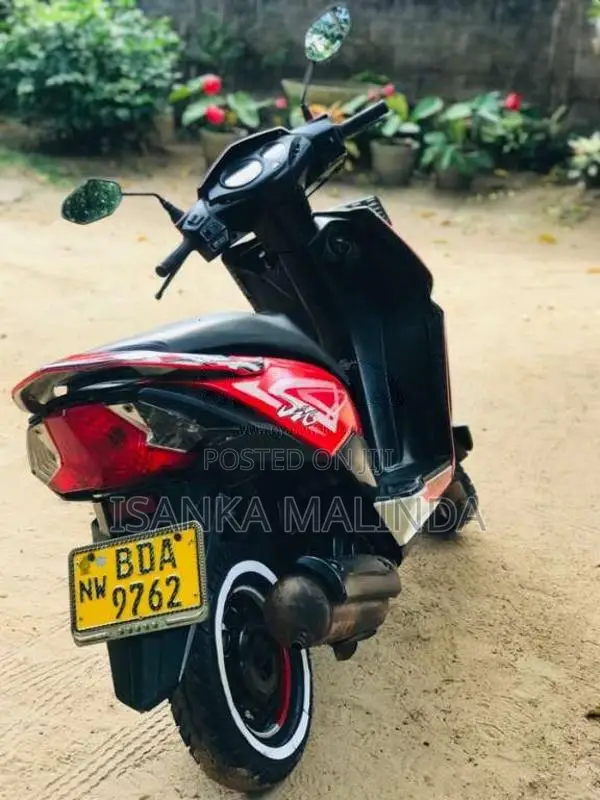 Honda Dio 2015 Motorbike (Used)