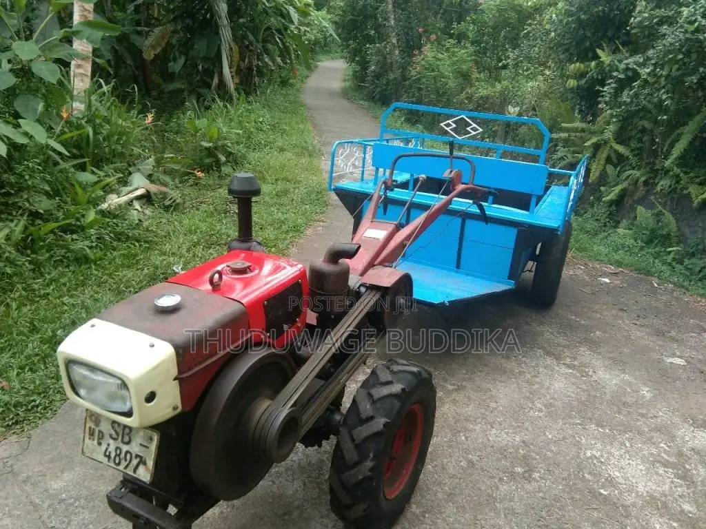 Other Gn12 2010 Tractor (Used)