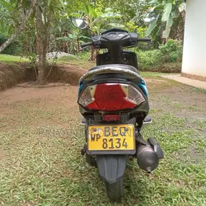 Honda Dio 2016 Motorbike (Used)
