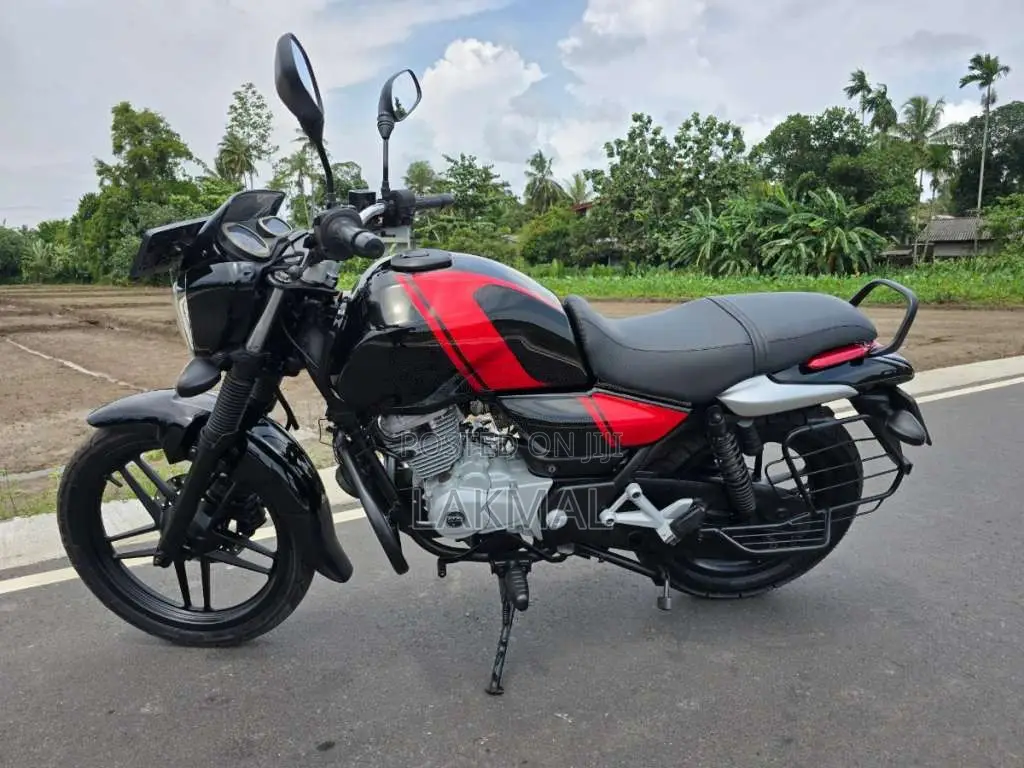 Bajaj V15 2016 Motorbike (Used)