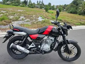 Bajaj V15 2016 Motorbike (Used)
