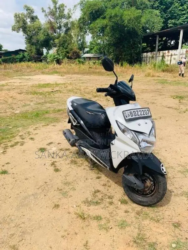 Honda Dio 2016 Motorbike (Used)
