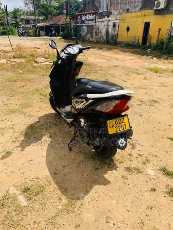 Honda Dio 2016 Motorbike (Used)