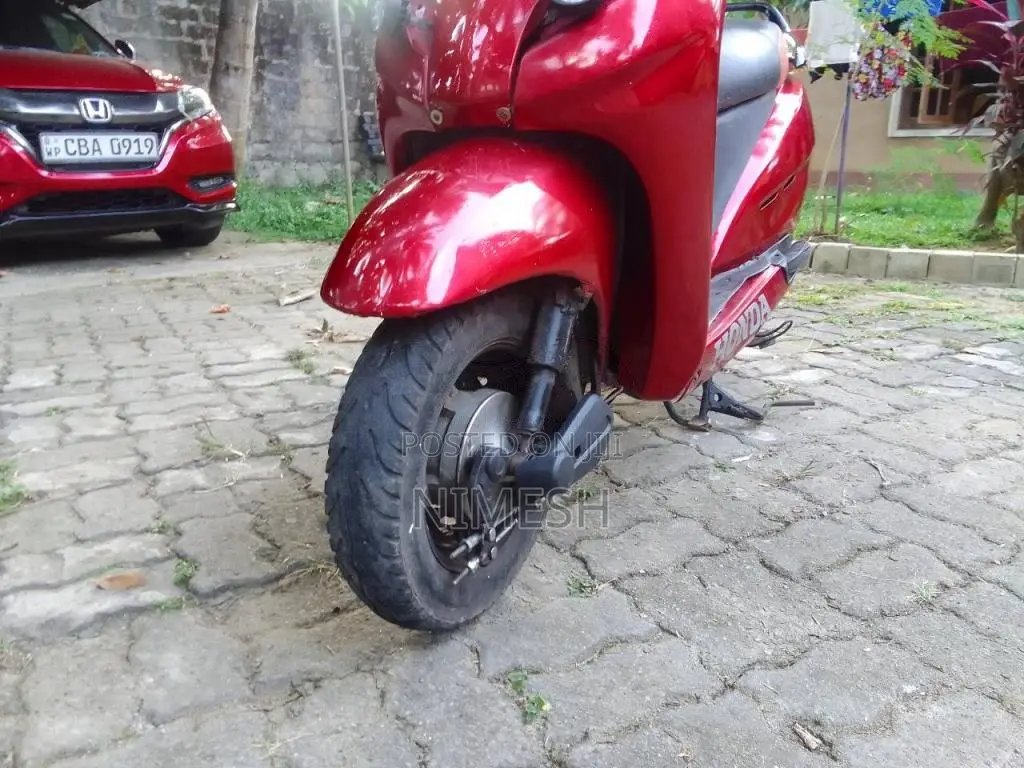 Honda Activa 2012 Motorbike (Used)