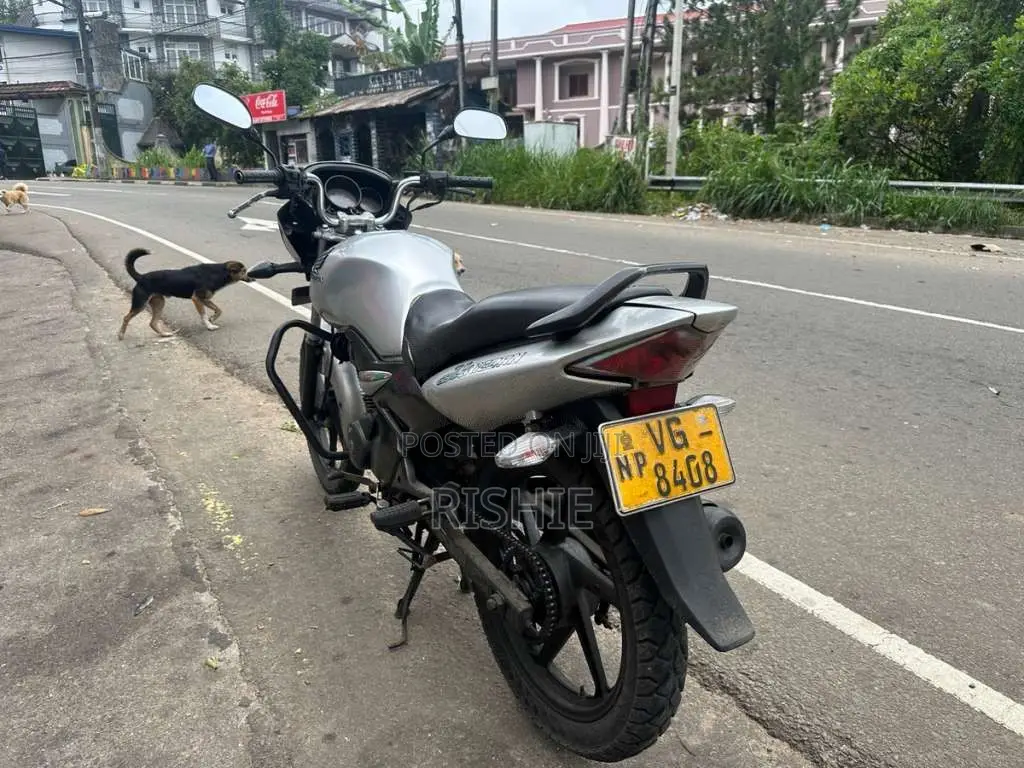 Honda Unicorn 2011 Motorbike (Used)