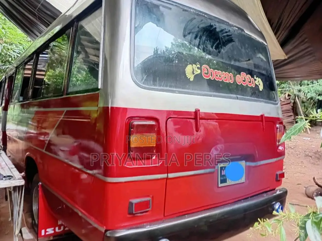Isuzu Journey L 1987 Bus (Used)