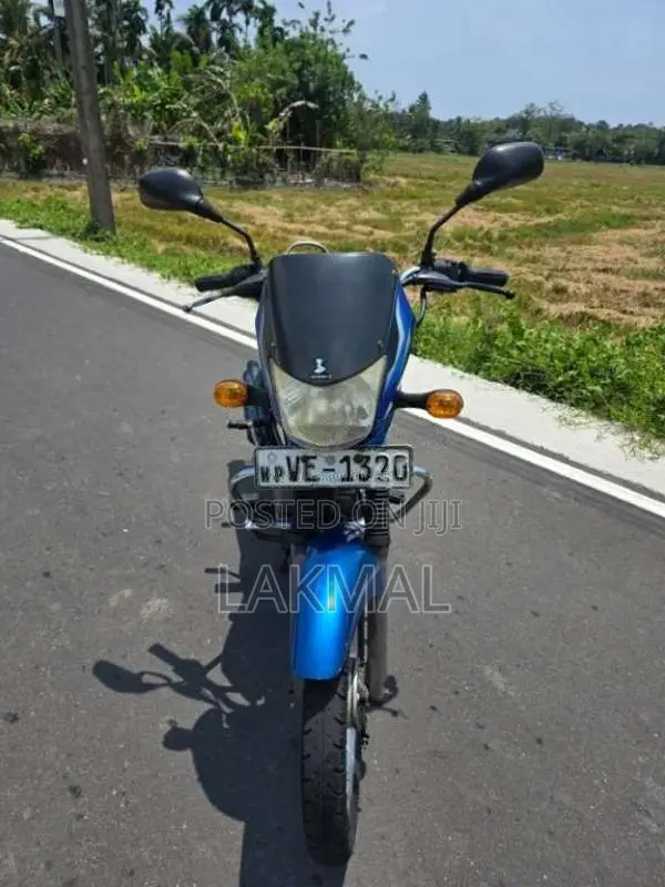 Bajaj Platina 2009 Motorbike (Used)