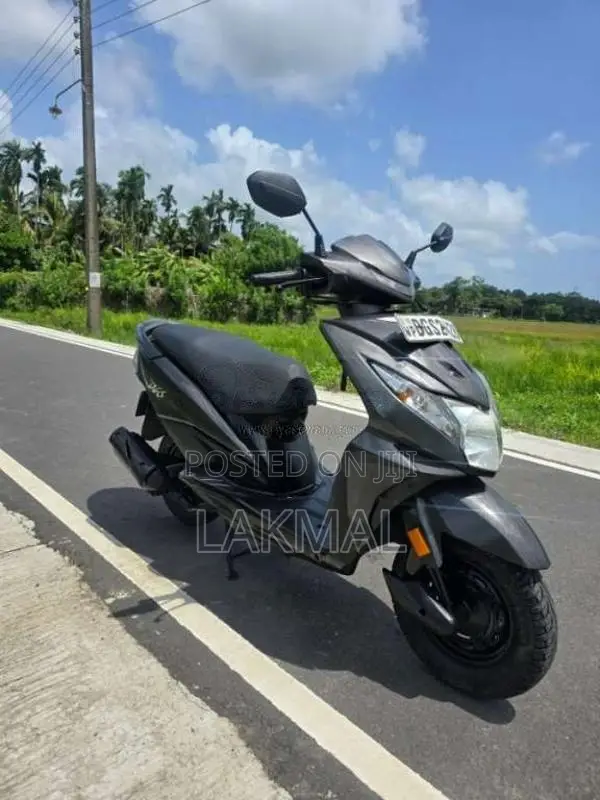 Honda Dio 2018 Motorbike (Used)