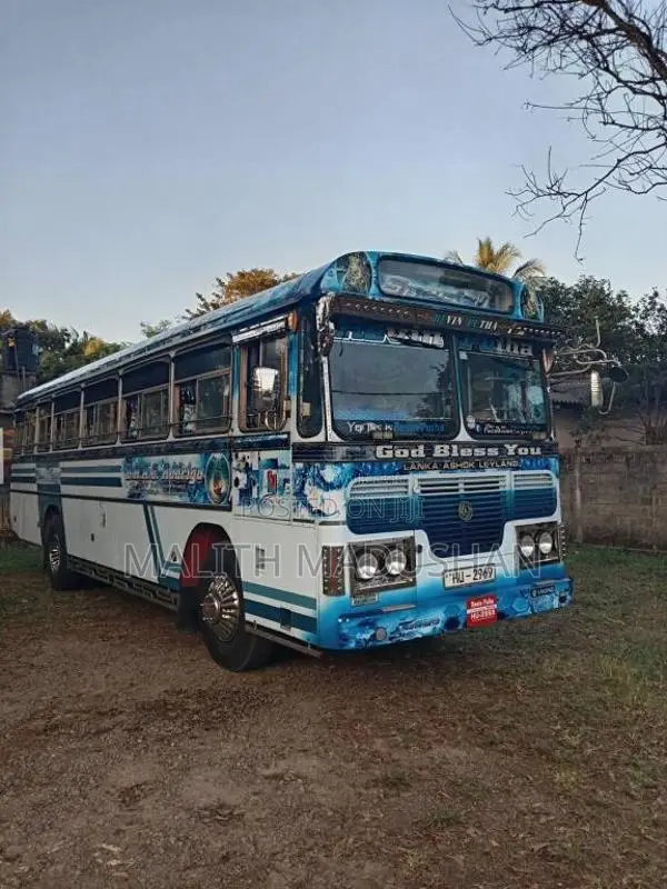 Ashok-Leyland Viking 2003 Bus (Used)