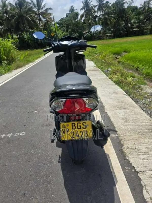 Honda Dio 2018 Motorbike (Used)