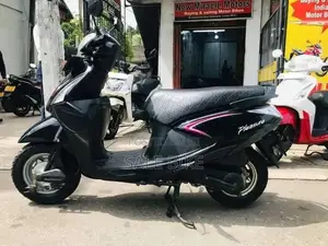 Hero Pleasure 2017 Motorbike (Used)