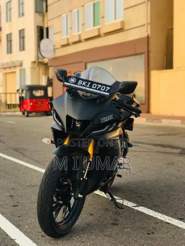 Yamaha R15 2025 Motorbike (Used)