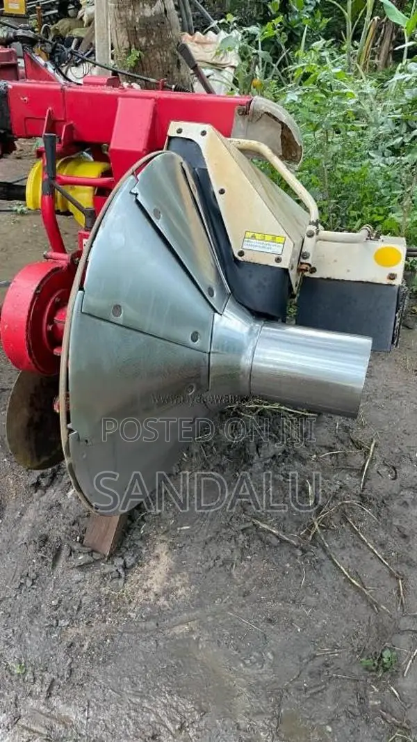 Kubota Mud Repair Machine 2017 Tractor (Used)