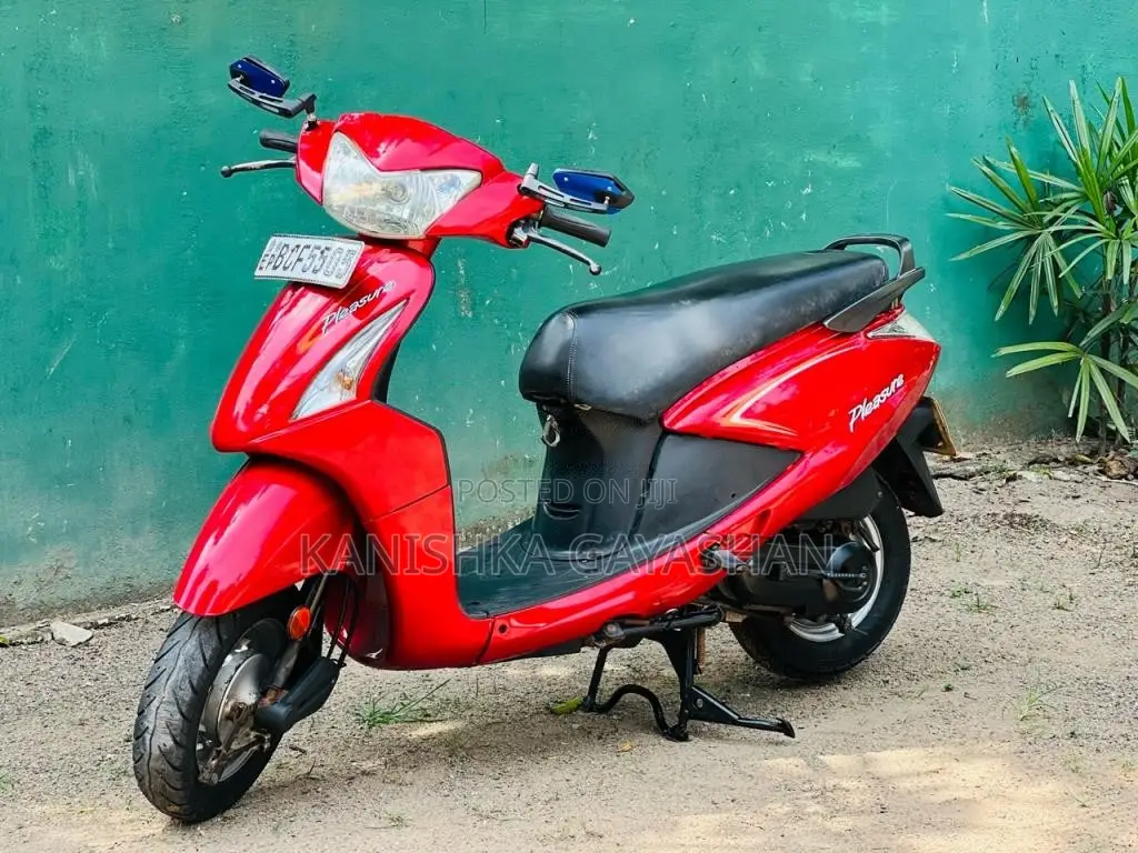 Hero Pleasure 2015 Motorbike (Used)
