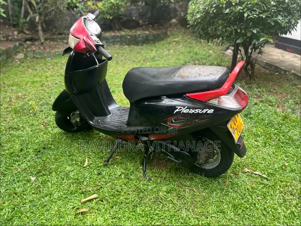 Hero Pleasure 2010 Motorbike (Used)