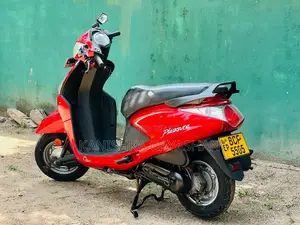 Hero Pleasure 2015 Motorbike (Used)
