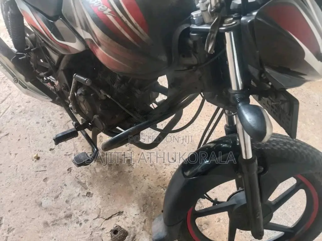 Bajaj Discover 2013 Motorbike (Used)