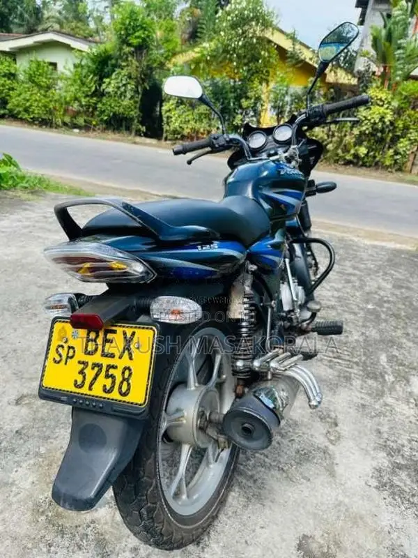 Bajaj Discover 125 2017 Motorbike (Used)