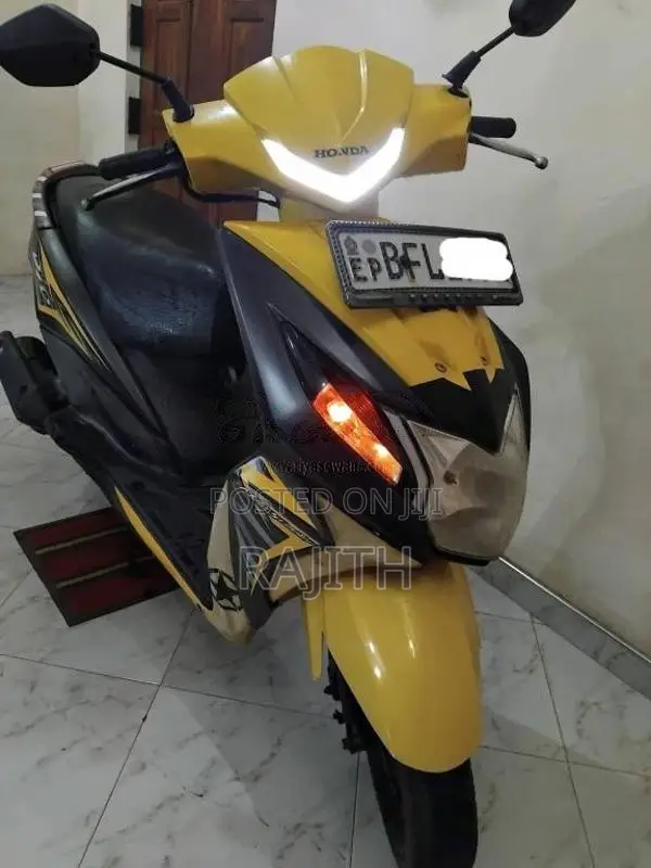 Honda Dio 2017 Motorbike (Used)