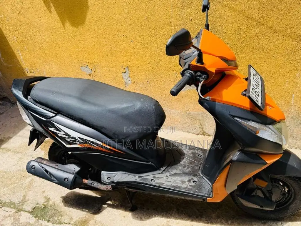 Honda Dio 2017 Motorbike (Used)