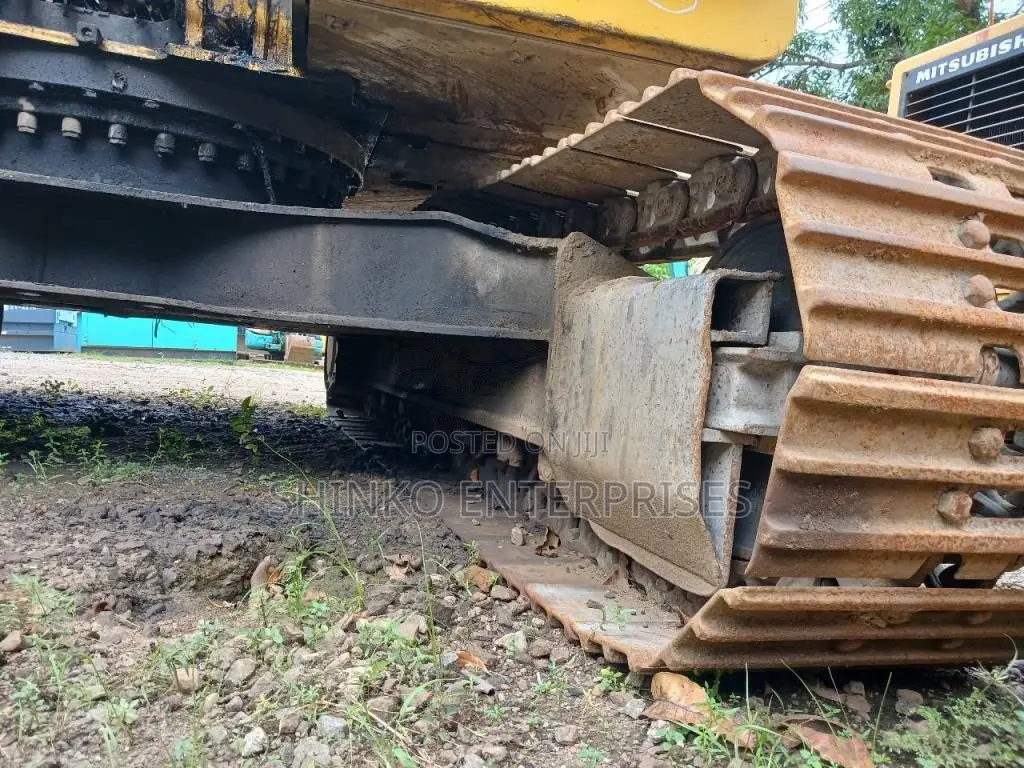 CAT 320 B Exavator 2019 Heavy-Duty (Used)