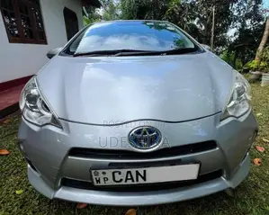 Toyota Aqua 2013 Car (Used)